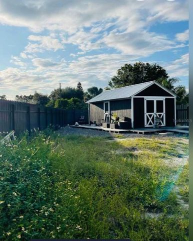 6009 MCKINLEY AVENUE, Wimauma, FL 33598