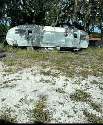 6009 MCKINLEY AVENUE, Wimauma, FL 33598