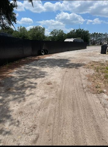 6009 MCKINLEY AVENUE, Wimauma, FL 33598