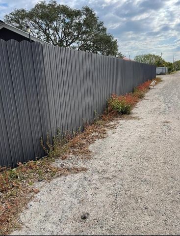 6009 MCKINLEY AVENUE, Wimauma, FL 33598