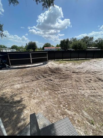 6009 MCKINLEY AVENUE, Wimauma, FL 33598