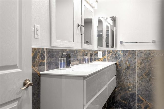 8354 SE 177TH BARTRAM LOOP, The Villages, FL 32162