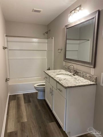 824 E Baars St, Pensacola, FL 32503