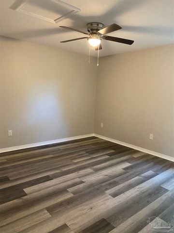 824 E Baars St, Pensacola, FL 32503