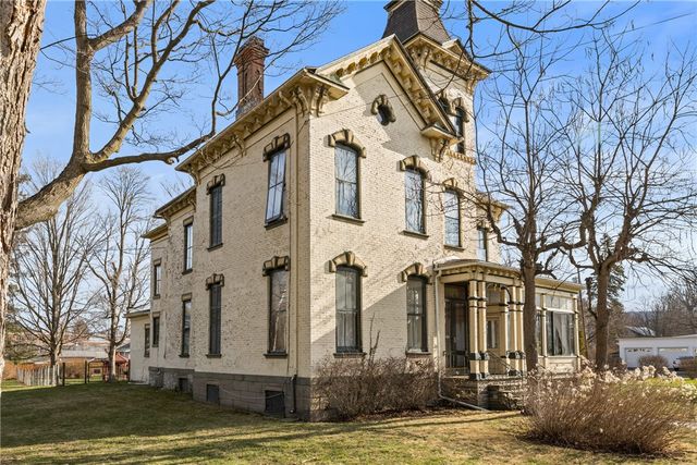 110 West Washington Street, Bath, NY 14810