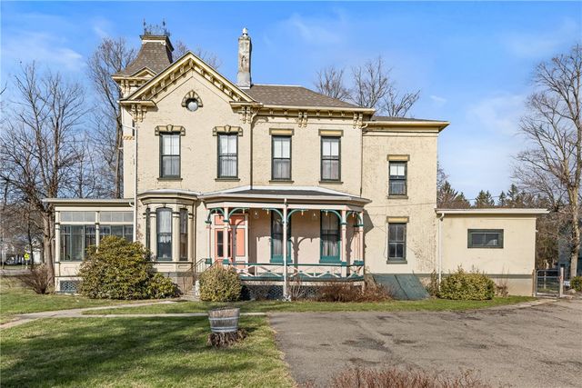 110 West Washington Street, Bath, NY 14810