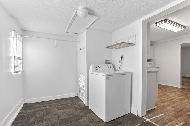 2838 E Cherry Street, Springfield, MO 65802