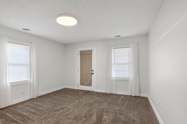 2838 E Cherry Street, Springfield, MO 65802