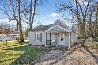 2838 E Cherry Street, Springfield, MO 65802