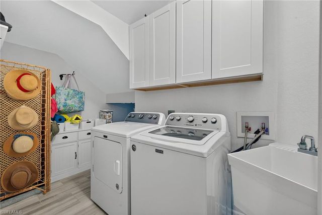 8355 Excalibur CIR # L3, Naples, FL 34108