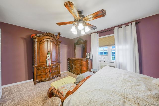 460 Old Town Road 2J, Port Jefferson Station, NY 11776