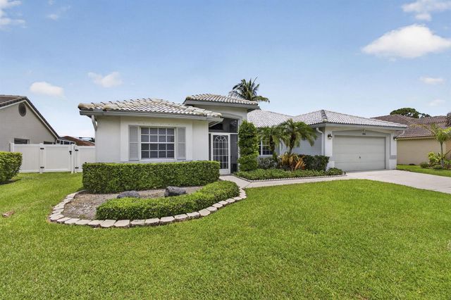 3788 Cypress Lake Drive, Lake Worth, FL 33467