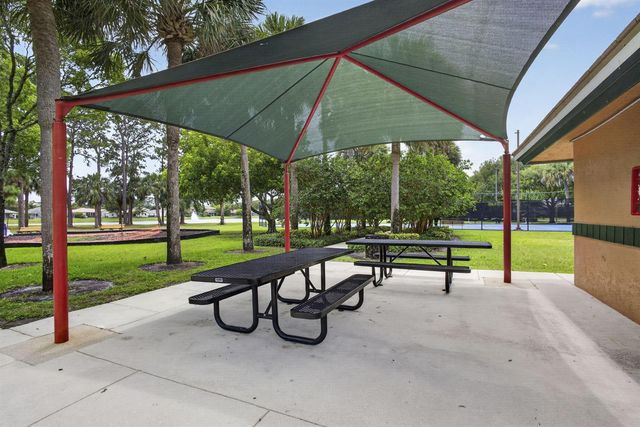 3788 Cypress Lake Drive, Lake Worth, FL 33467