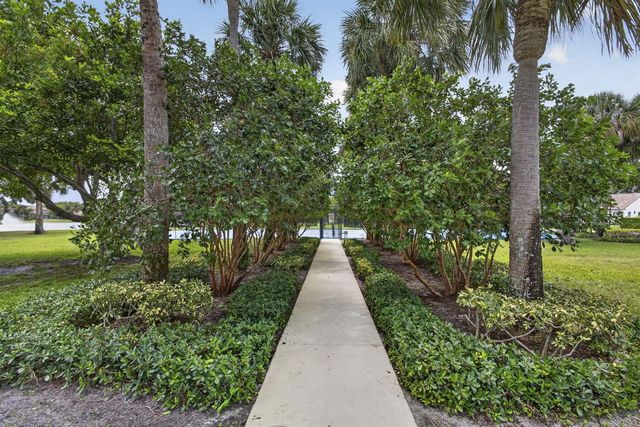 3788 Cypress Lake Drive, Lake Worth, FL 33467