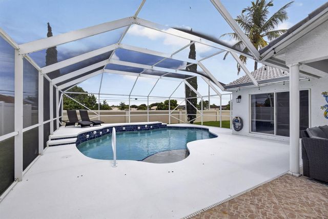 3788 Cypress Lake Drive, Lake Worth, FL 33467
