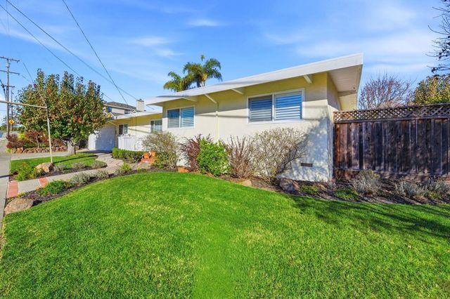 3864 Wilson Ave, Castro Valley, CA 94546