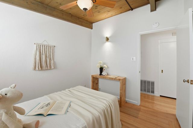 3864 Wilson Ave, Castro Valley, CA 94546