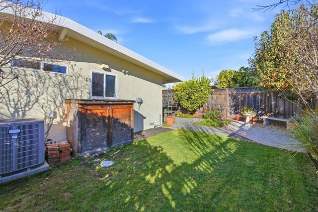 3864 Wilson Ave, Castro Valley, CA 94546