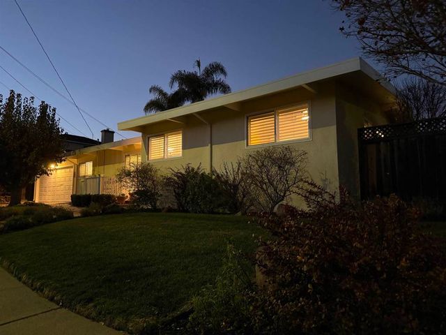 3864 Wilson Ave, Castro Valley, CA 94546