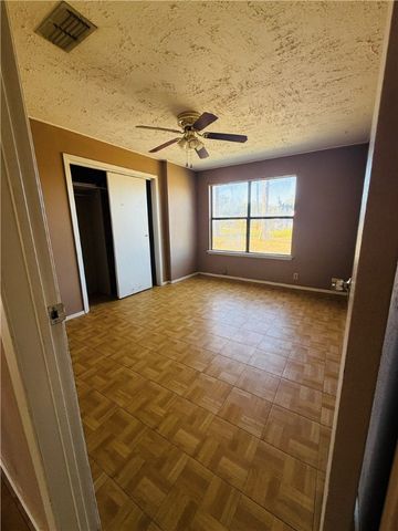 2871 Carr Road, Beeville, TX 78102