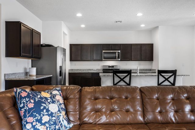 126 Spectrum Avenue SW, Rio Rancho, NM 87124