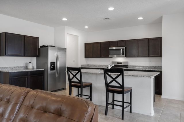 126 Spectrum Avenue SW, Rio Rancho, NM 87124