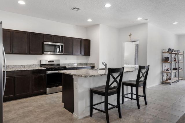 126 Spectrum Avenue SW, Rio Rancho, NM 87124