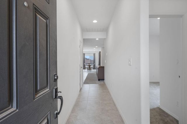 126 Spectrum Avenue SW, Rio Rancho, NM 87124