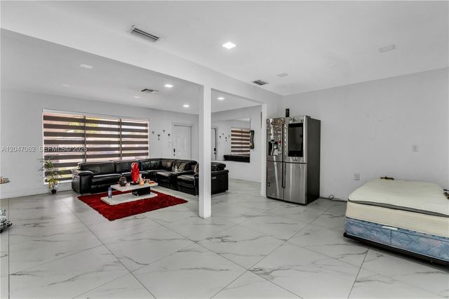 7630 Plantation Blvd, Miramar, FL 33023