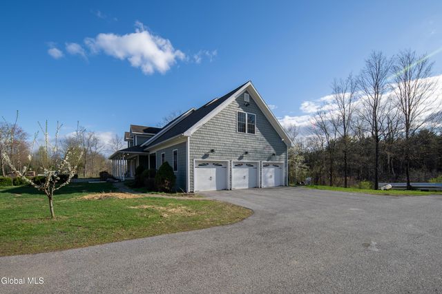 11 Goldfoot Road, Round Lake, NY 12151