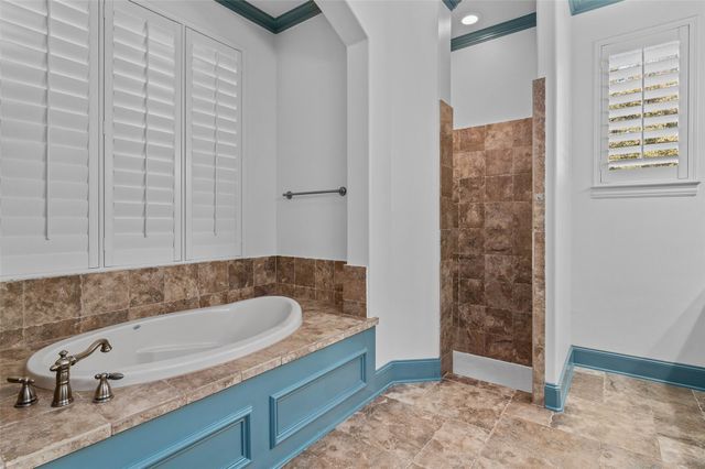 9114 Parson Drive, Lantana, TX 76226