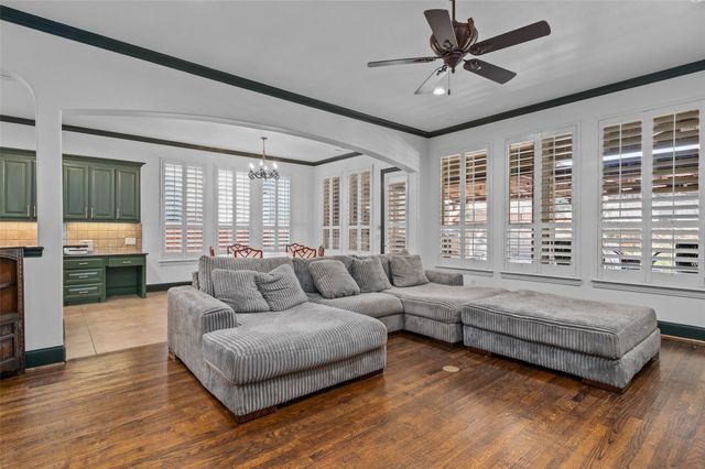 9114 Parson Drive, Lantana, TX 76226