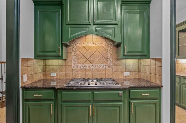 9114 Parson Drive, Lantana, TX 76226