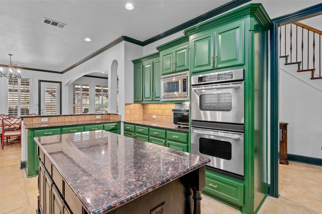 9114 Parson Drive, Lantana, TX 76226