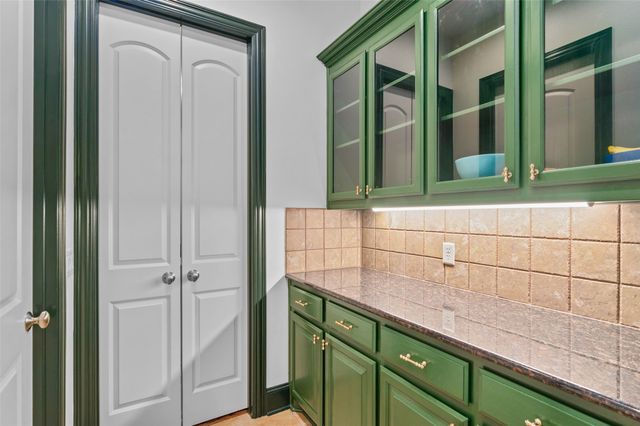 9114 Parson Drive, Lantana, TX 76226