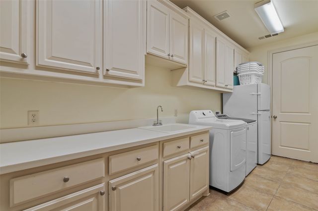 9114 Parson Drive, Lantana, TX 76226