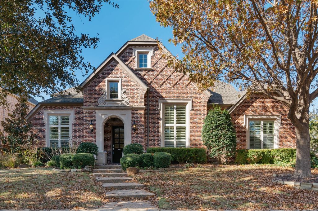 9114 Parson Drive, Lantana, TX 76226