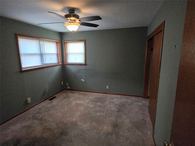 10946 E 4th Street, Tulsa, OK 74128