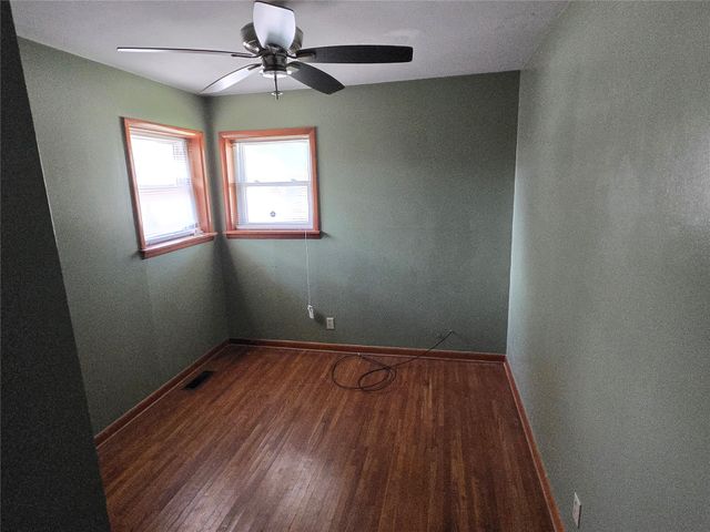 10946 E 4th Street, Tulsa, OK 74128