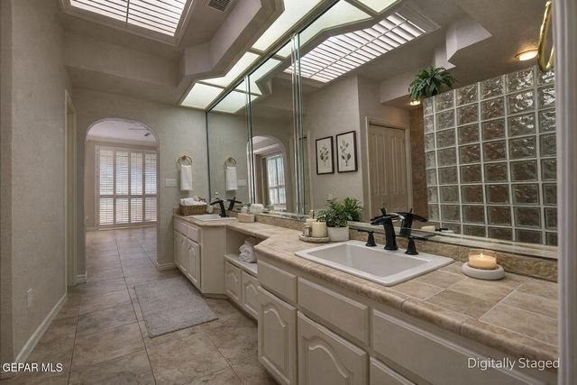 851 VIA BONITA Lane, El Paso, TX 79912