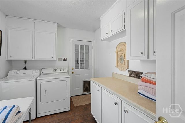 8811 Whitefield Avenue, Savannah, GA 31406