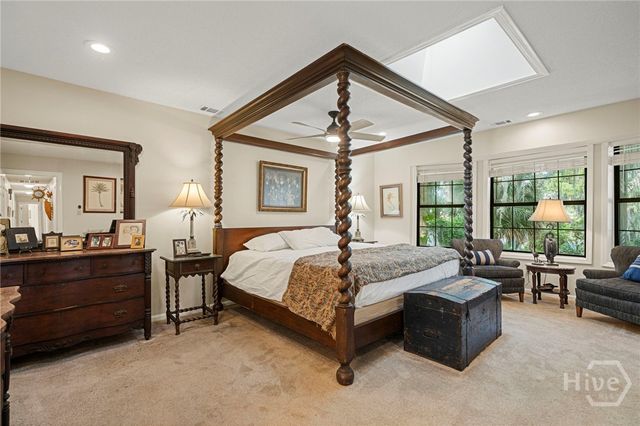 8811 Whitefield Avenue, Savannah, GA 31406