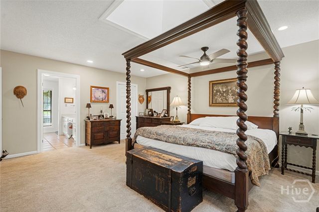 8811 Whitefield Avenue, Savannah, GA 31406