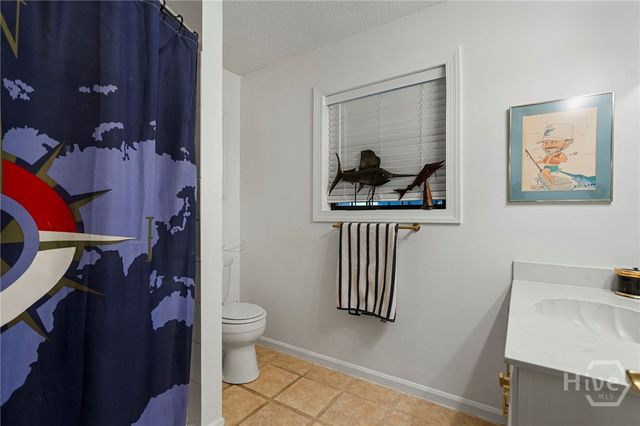 8811 Whitefield Avenue, Savannah, GA 31406