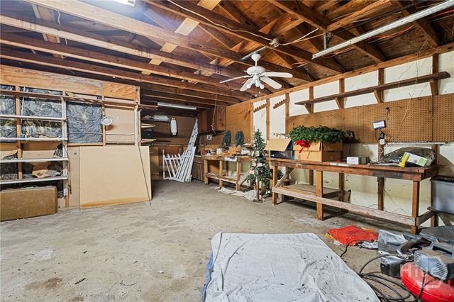 8811 Whitefield Avenue, Savannah, GA 31406