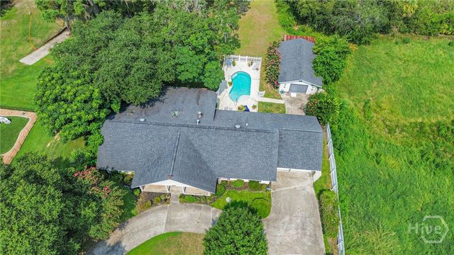 8811 Whitefield Avenue, Savannah, GA 31406