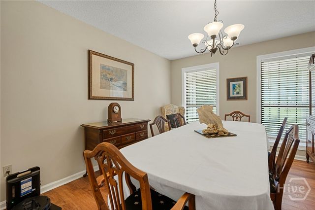 8811 Whitefield Avenue, Savannah, GA 31406