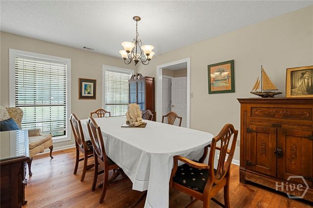 8811 Whitefield Avenue, Savannah, GA 31406