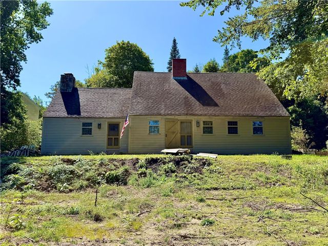 51 Elizabeth Avenue, North Smithfield, RI 02896