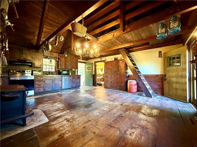 51 Elizabeth Avenue, North Smithfield, RI 02896